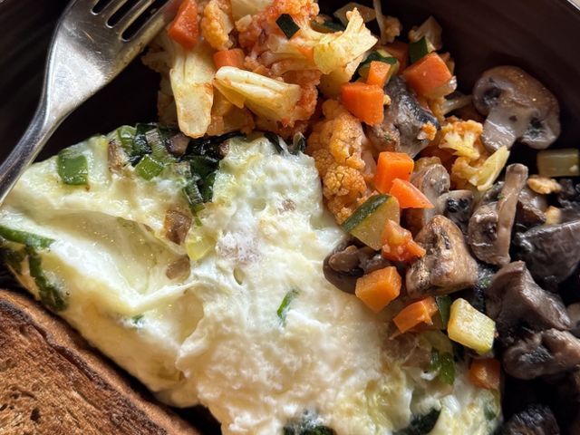 Egg white omelette, 22 g of protein